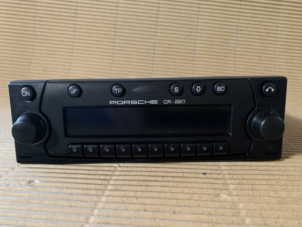 ingewikkeld Stadion Regulatie Becker Porsche CR 220 new in box | Original classic car radios.